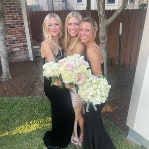 Meet your Posher, Mia